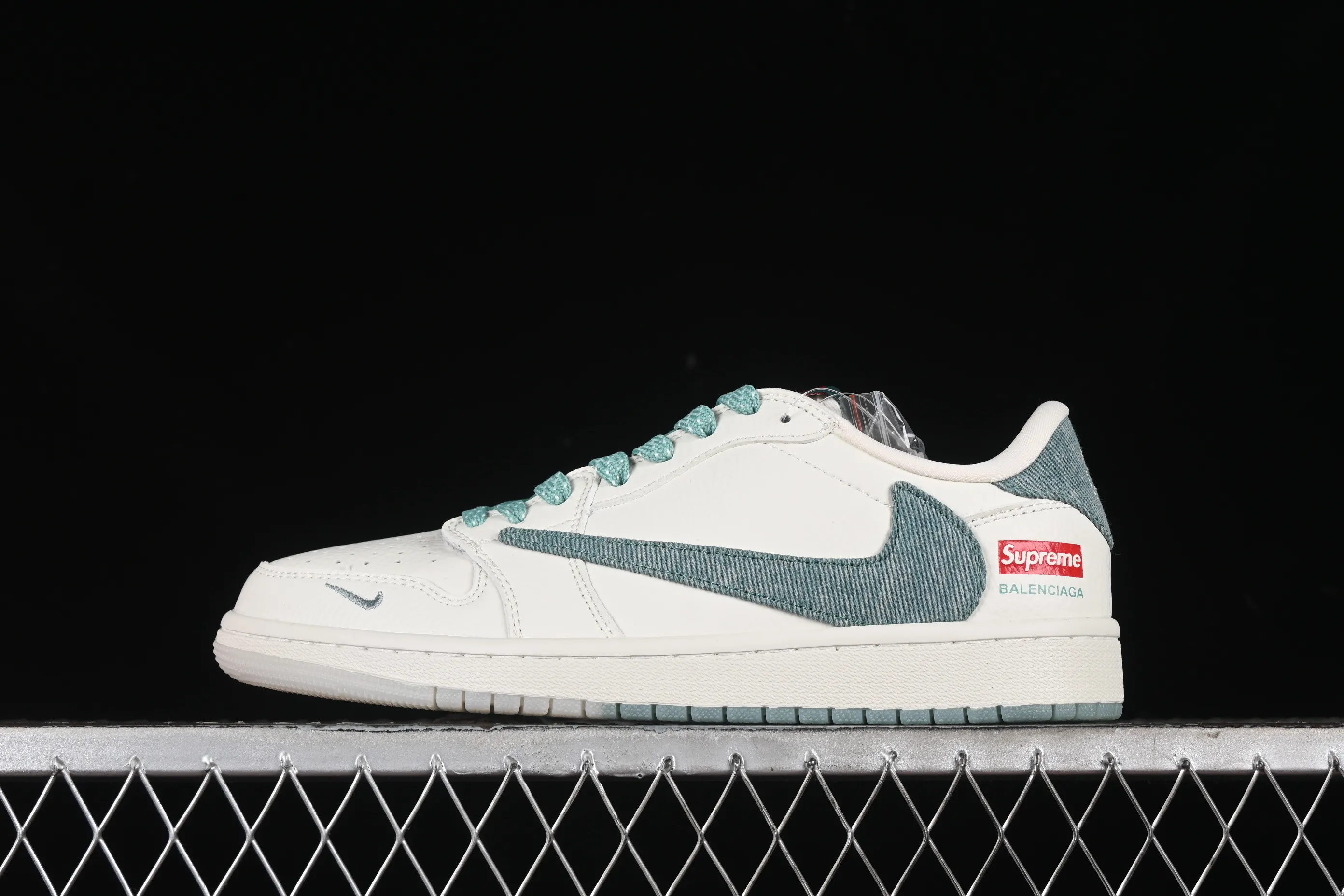 All categories Air Jordan Jordan series basketball shoes Air Jordan 1 Low High-end customized low-top sneakers Travis Scott x Fragment Design x Air Jordan 1 Low OG SP AJ1 Joe 1 Supreme joint-green linen hook low-top cultural casual sneakers JH6088-706